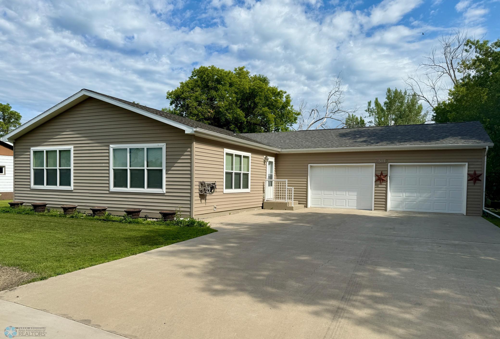511 Jessamine Avenue Aneta ND 58212