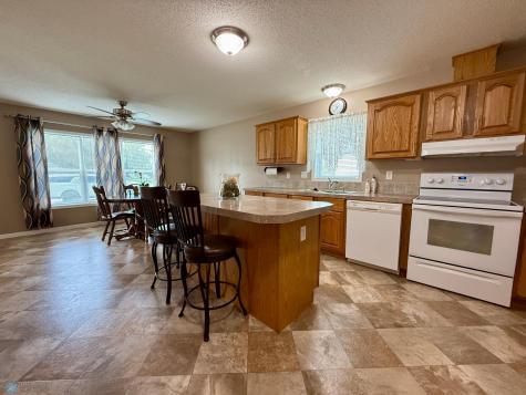 511 Jessamine Avenue Aneta ND 58212