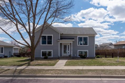 1004 Engesser Lane Saint Peter MN 56082