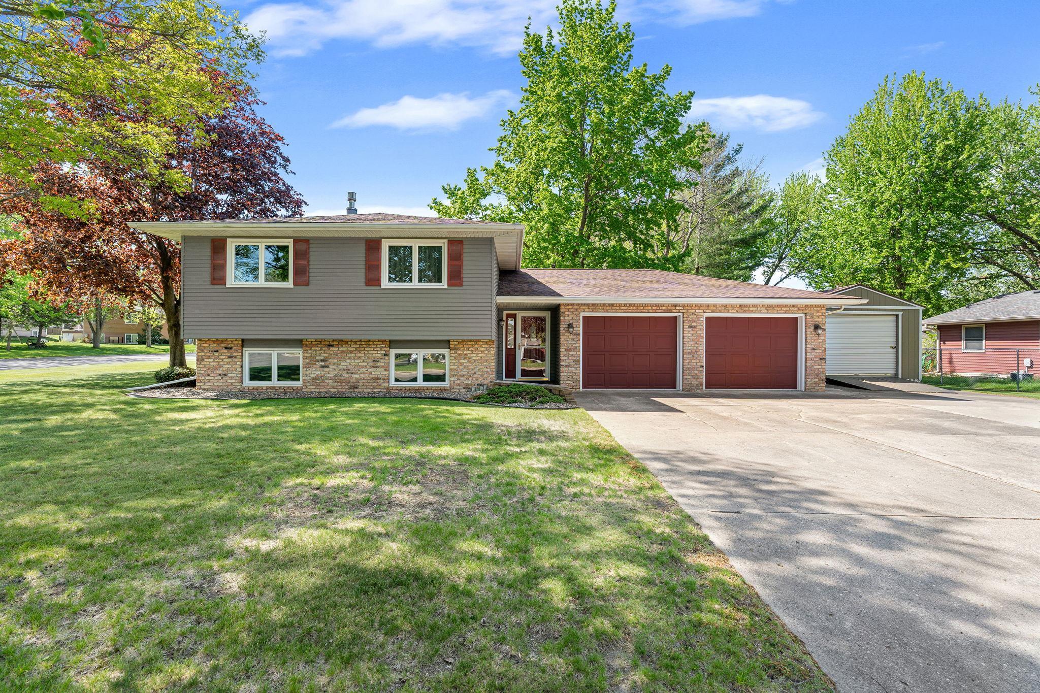 655 20th Street NE Owatonna MN 55060