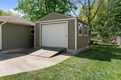 655 20th Street NE Owatonna MN 55060