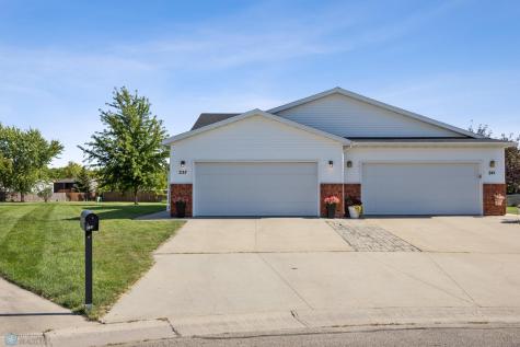 237 Suntree Court West Fargo ND 58078
