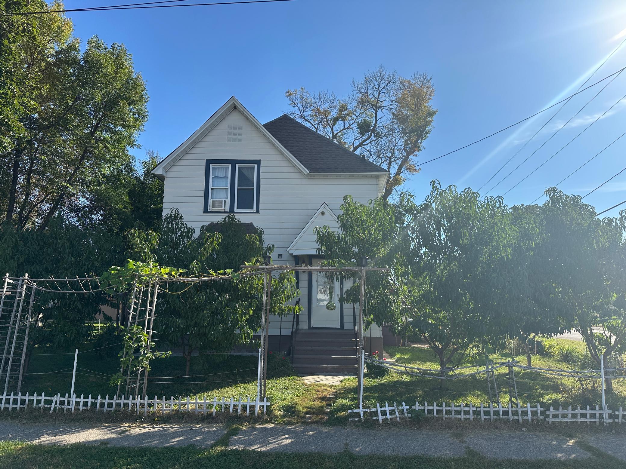 821 Madison Avenue Albert Lea MN 56007