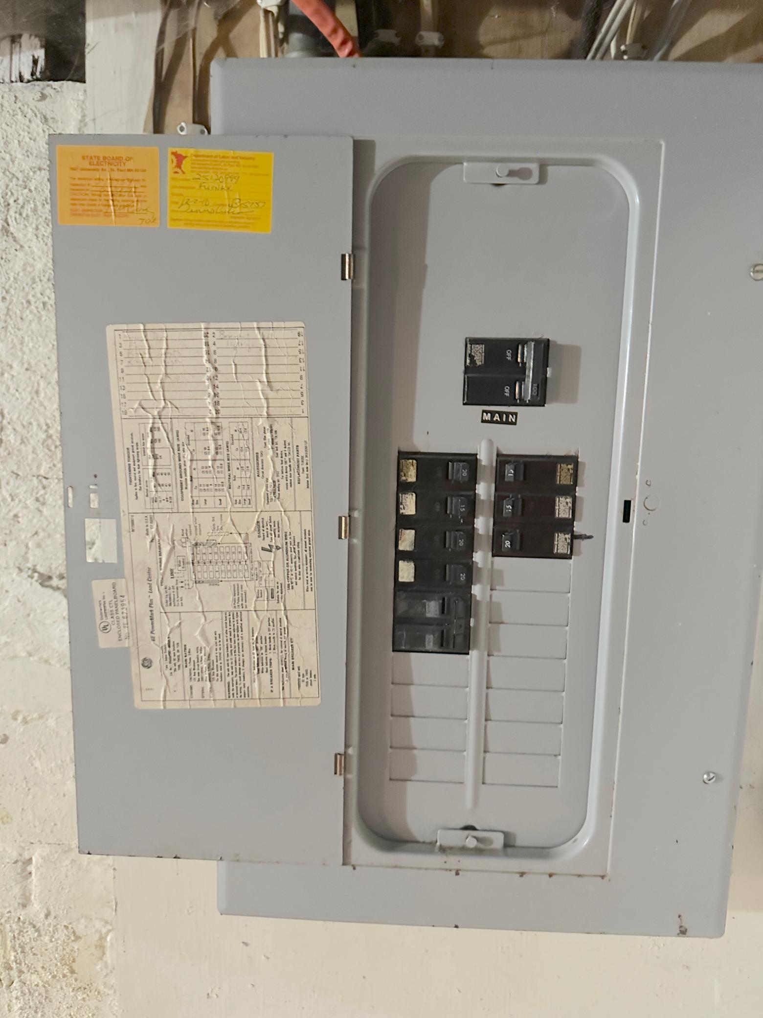 821 Madison Avenue Albert Lea MN 56007