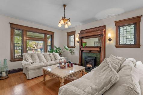 802 Ashland Avenue Saint Paul MN 55104