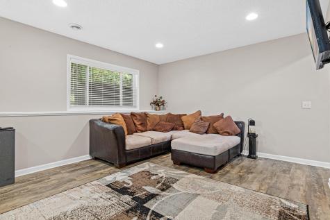 421 E Lake Street Waconia MN 55387