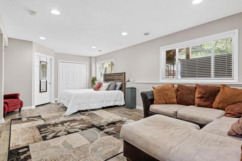 421 E Lake Street Waconia MN 55387