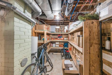 1981 W James Avenue Saint Paul MN 55105