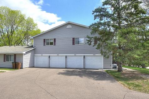 7638 13th Street N Oakdale MN 55128