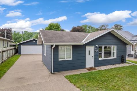 4155 W 8th Street Goodview MN 55987