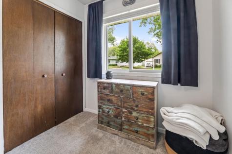 4155 W 8th Street Goodview MN 55987