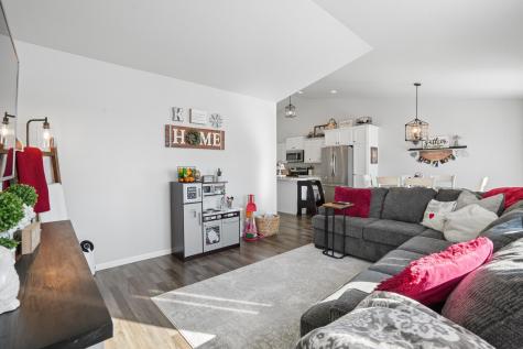 1710 67th Avenue S Fargo ND 58104