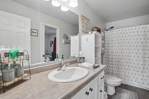 1710 67th Avenue S Fargo ND 58104