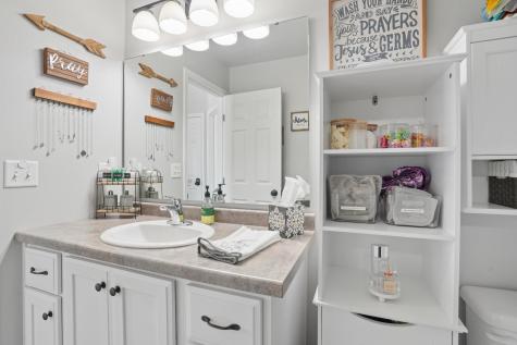 1710 67th Avenue S Fargo ND 58104