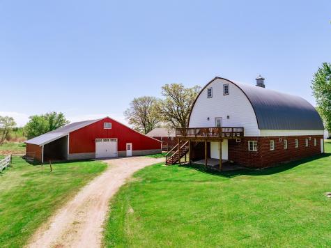 5976 County Road 141 Saint Augusta MN 56301