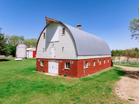 5976 County Road 141 Saint Augusta MN 56301
