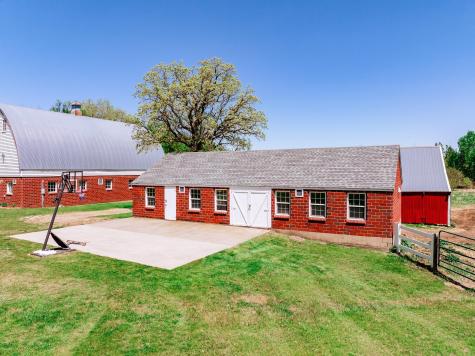 5976 County Road 141 Saint Augusta MN 56301