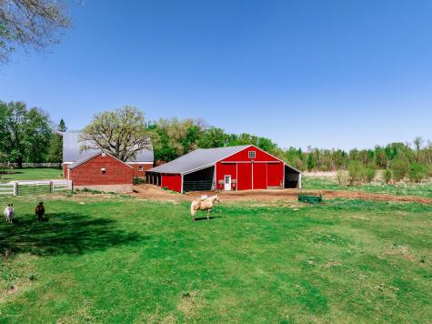 5976 County Road 141 Saint Augusta MN 56301
