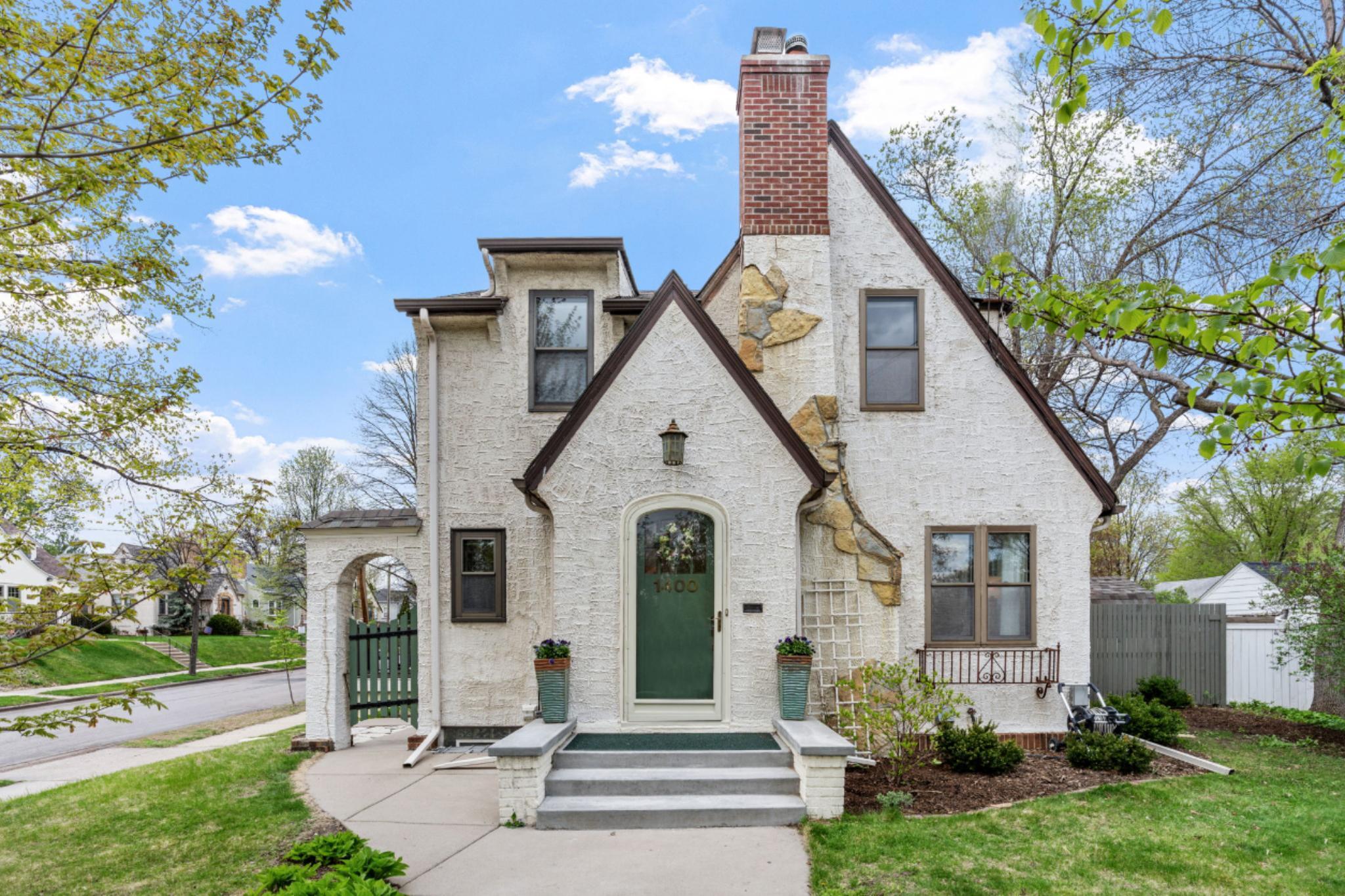 1400 E 54th Street Minneapolis MN 55417