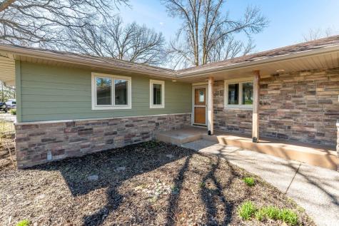 1721 Minnehuta Drive Fergus Falls MN 56537