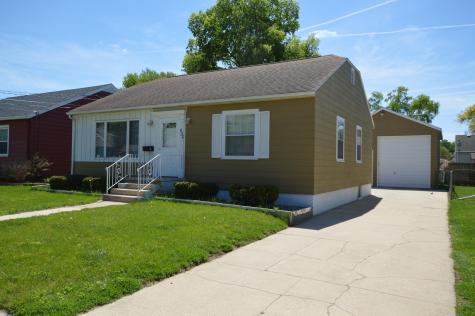 630 15th Street NE Rochester MN 55906