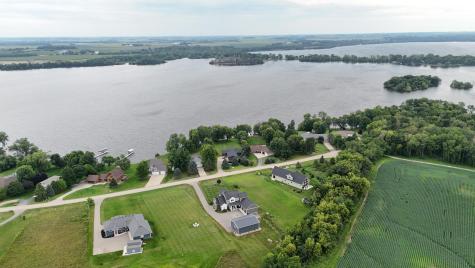 411X Wells Lake Court Drive Faribault MN 55021