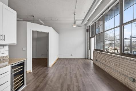 1901 E Hennepin Avenue Minneapolis MN 55413