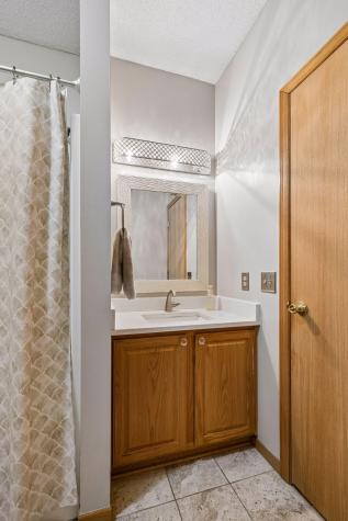 4099 Meadowlark Curve Eagan MN 55122