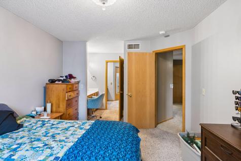 4099 Meadowlark Curve Eagan MN 55122