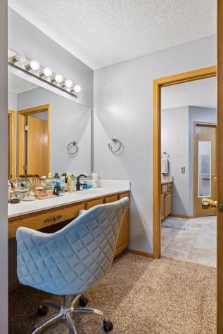 4099 Meadowlark Curve Eagan MN 55122