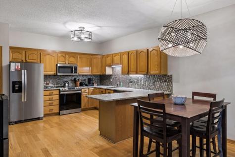 4099 Meadowlark Curve Eagan MN 55122