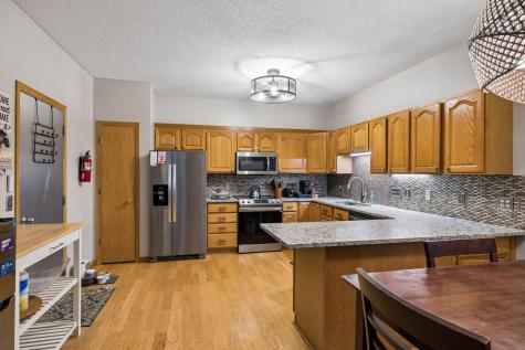 4099 Meadowlark Curve Eagan MN 55122