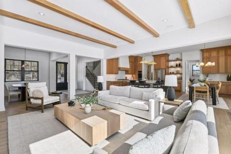 9591 Eagle Ridge Road Chanhassen MN 55317