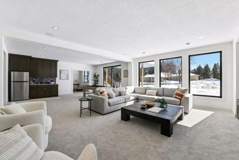 9591 Eagle Ridge Road Chanhassen MN 55317