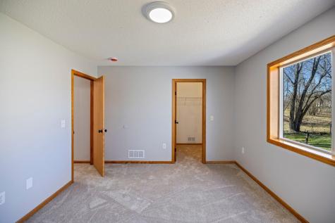 29640 Broadway Street Lindstrom MN 55045