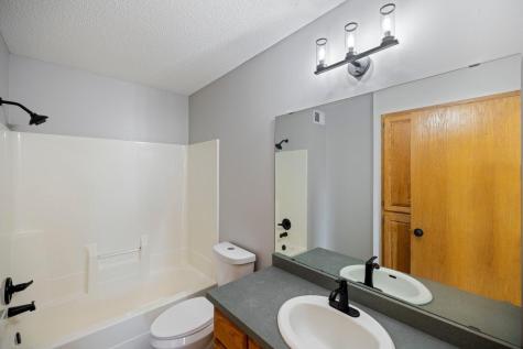 29640 Broadway Street Lindstrom MN 55045