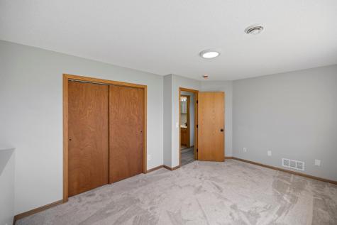 29640 Broadway Street Lindstrom MN 55045