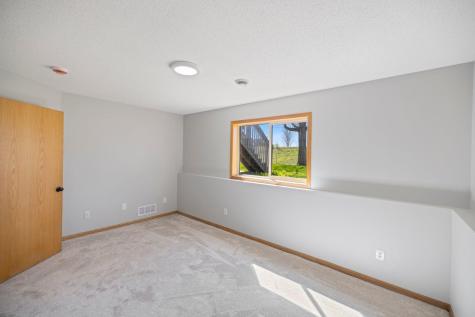29640 Broadway Street Lindstrom MN 55045