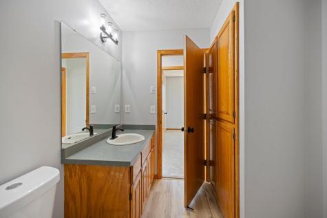 29640 Broadway Street Lindstrom MN 55045