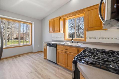 29640 Broadway Street Lindstrom MN 55045