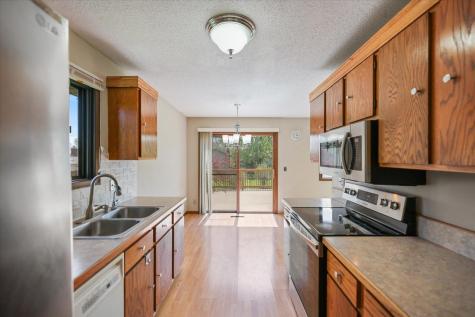 7916 Hallmark Way Apple Valley MN 55124