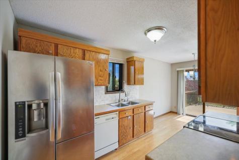 7916 Hallmark Way Apple Valley MN 55124