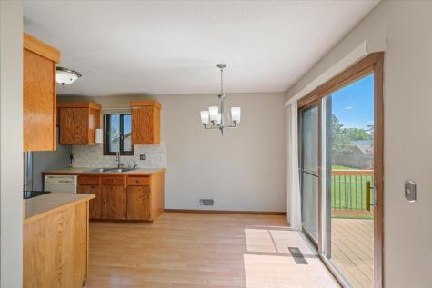 7916 Hallmark Way Apple Valley MN 55124
