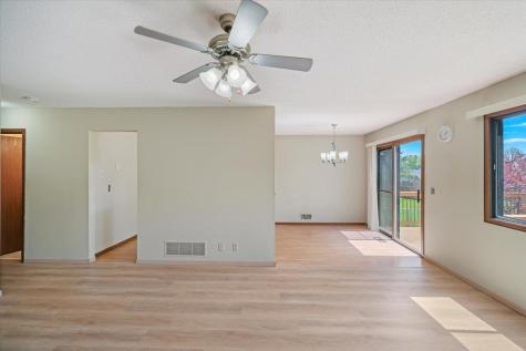 7916 Hallmark Way Apple Valley MN 55124