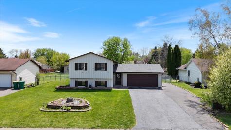 7916 Hallmark Way Apple Valley MN 55124