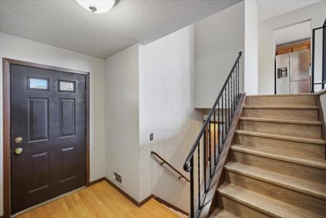 7916 Hallmark Way Apple Valley MN 55124