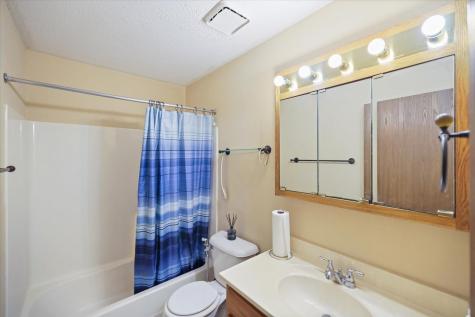 7916 Hallmark Way Apple Valley MN 55124