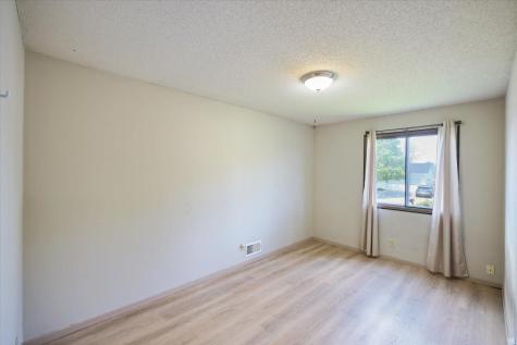7916 Hallmark Way Apple Valley MN 55124