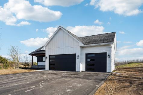18866 Silo Court Shafer MN 55074