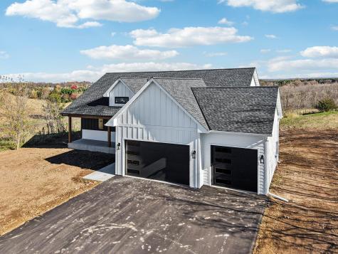 18866 Silo Court Shafer MN 55074